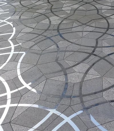 A Penrose tiling pattern in pavestones